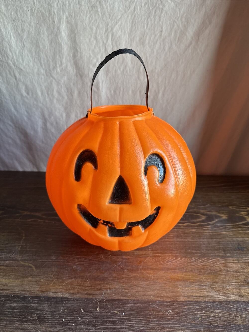 Liberty Plastics Halloween Pumpkin Jack O Lantern Vintage Trick Treat Bucket